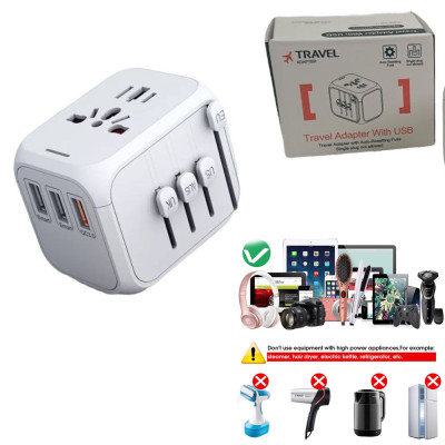 Універсальний мережевий USB адаптер для подорожей та дому Travel Adapter перехідник для розеток Білий
