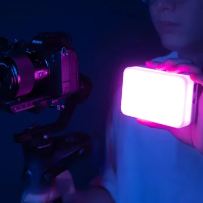Бездротове камерне відеосвітло YONGNUO YN120RGB акумуляторна міні лампа LED портативна для фото і відео