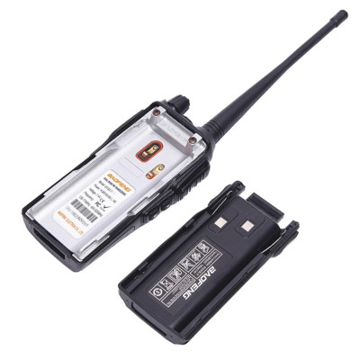 Двухдиапазонная аккумуляторная радиостанция Baofeng UV 82 портативная рация для связи