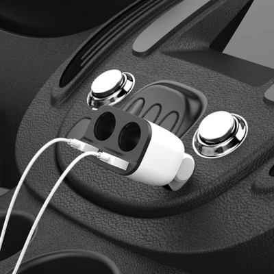 Автомобильная зарядка Hoco Z28 Зарядное устройство 2xUSB от прикуривателя с вольтметром Разветвитель в авто