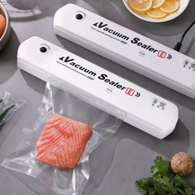 Вакууматор побутовий Vacuum Sealer апарат для пакування продуктів автоматичний вакуумний пакувальник