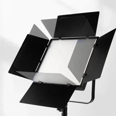 Прямокутна лампа прожектор LED 660 PRO з пультом ДУ та сумкою портативне відеосвітло для студійної зйомки
