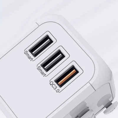 Універсальний мережевий USB адаптер для подорожей та дому Travel Adapter перехідник для розеток Білий