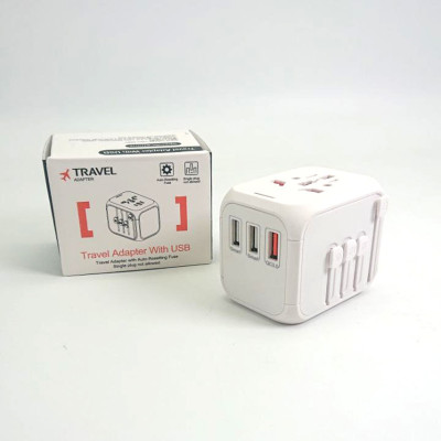 Універсальний мережевий USB адаптер для подорожей та дому Travel Adapter перехідник для розеток Білий
