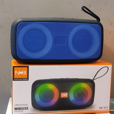 Портативна музична Bluetooth колонка NB-051 Бездротова з RGB підсвічуванням та FM радіо