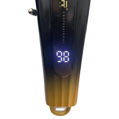 Акумуляторна машинка для стрижки волосся VGR V-662 портативна з usb зарядкою та 6 насадками в подарунковій коробці