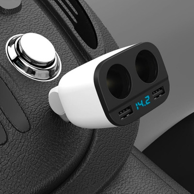 Автомобильная зарядка Hoco Z28 Зарядное устройство 2xUSB от прикуривателя с вольтметром Разветвитель в авто