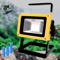Аккумуляторный переносной прожектор Led FloodLight 30W ручной светодиодный фонарь на подставке