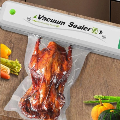 Вакууматор побутовий Vacuum Sealer апарат для пакування продуктів автоматичний вакуумний пакувальник