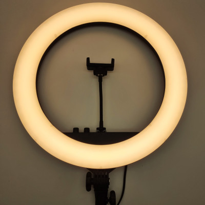 Кільцева LED лампа RL 18 II Професійна світлодіодна селфі лампа для фото відео блогерів