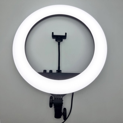 Кільцева LED лампа RL 18 II Професійна світлодіодна селфі лампа для фото відео блогерів