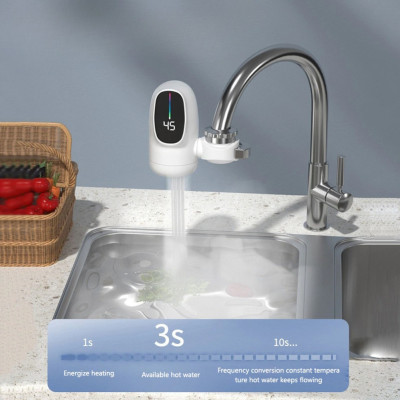 Проточний електричний водонагрівач з екраном Electric Water Heater насадка на кран для нагріву води